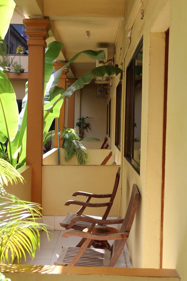 Seven Candles Guesthouse Siem Reap Bagian luar foto
